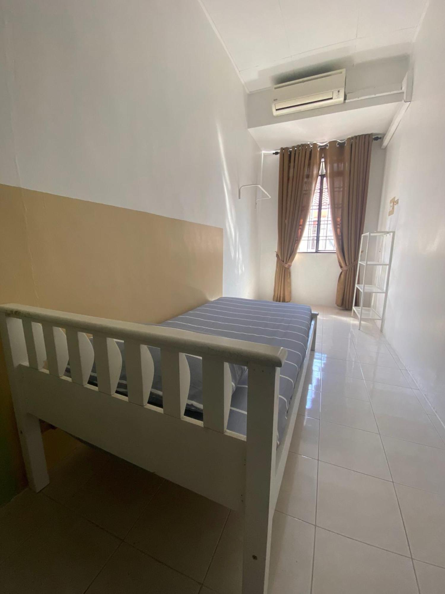 הוילה Kampong Belah Dua Comfy Sutera Seberang Jaya מראה חיצוני תמונה